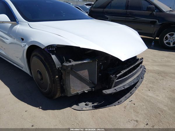 2020 TESLA MODEL S — I6
