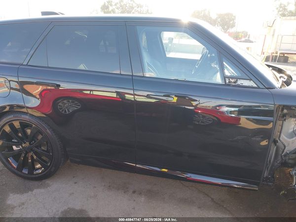 2026 LAND ROVER RANGE ROVER SPORT P400 DYNAMIC SE