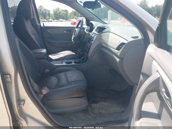 2015 CHEVROLET TRAVERSE LT — I5