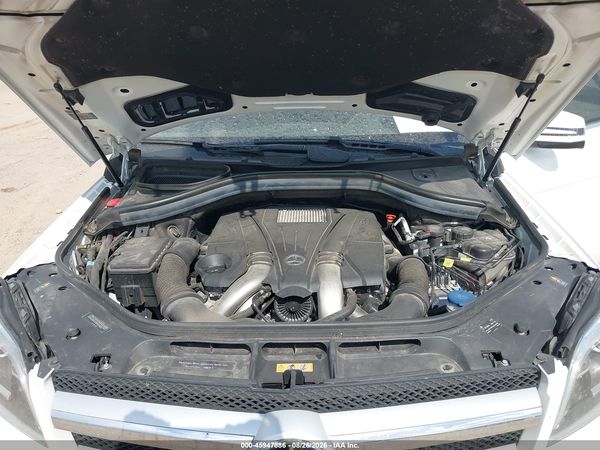 2015 MERCEDES-BENZ GL 550 4MATIC — I10