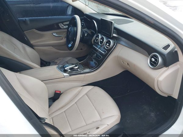 2015 MERCEDES-BENZ C 300 Base — I5