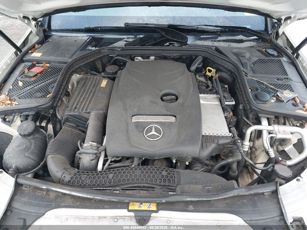 2015 MERCEDES-BENZ C 300 Base — I10