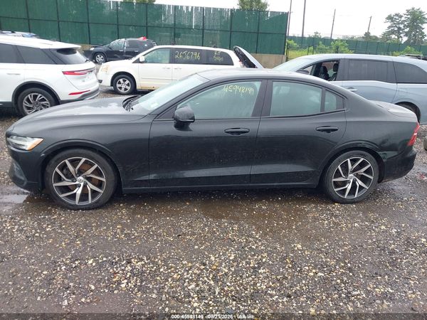 2020 VOLVO S60 T5 MOMENTUM