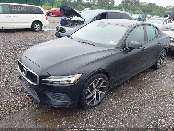2020 VOLVO S60 T5 MOMENTUM
