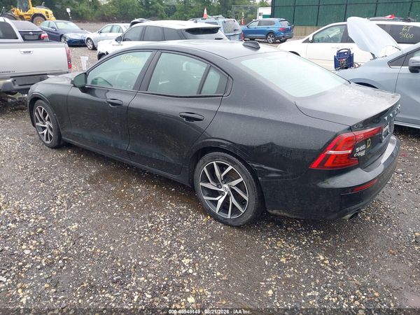 2020 VOLVO S60 T5 MOMENTUM
