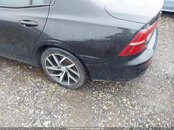 2020 VOLVO S60 T5 MOMENTUM