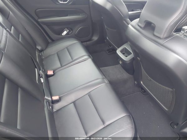 2020 VOLVO S60 T5 MOMENTUM