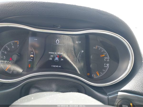 2019 JEEP GRAND CHEROKEE LAREDO E 4X4 — I7