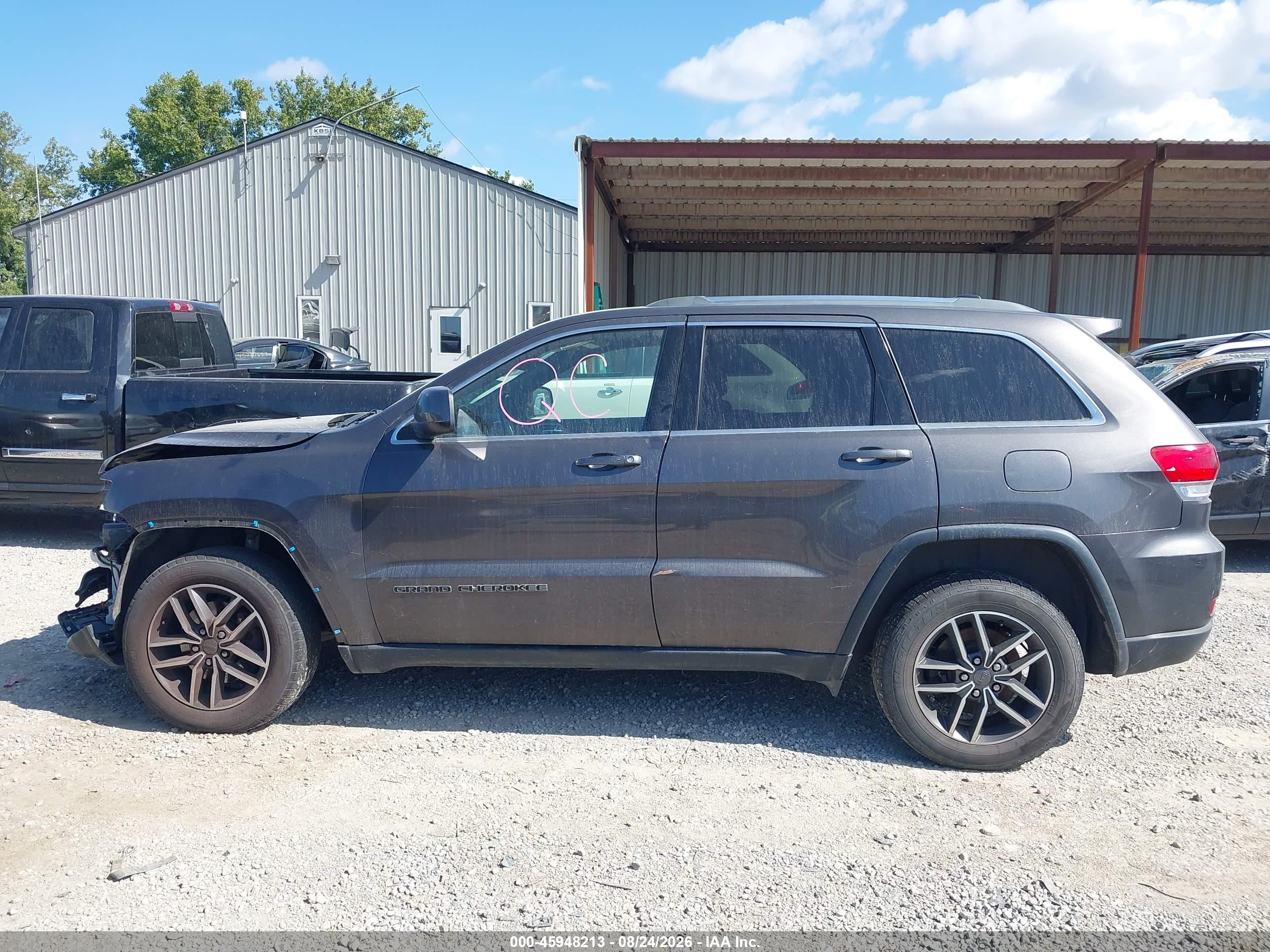 2019 JEEP GRAND CHEROKEE LAREDO E 4X4