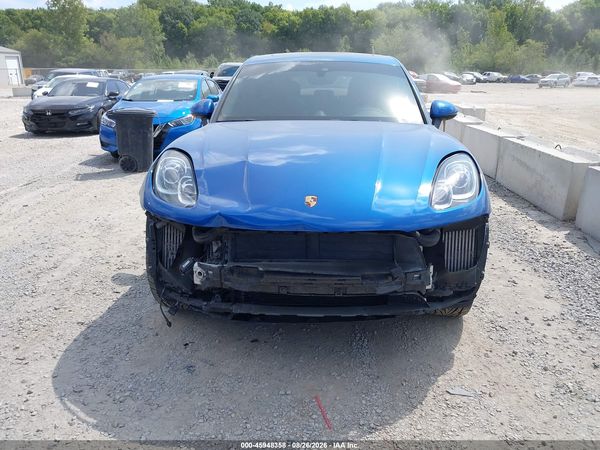2015 PORSCHE MACAN TURBO — I115