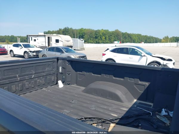 2024 CHEVROLET SILVERADO 2500HD — I8