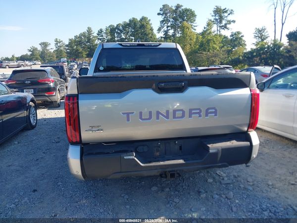 2022 TOYOTA TUNDRA SR5
