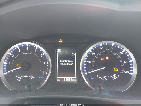 2019 TOYOTA HIGHLANDER LE — I7