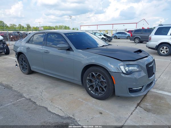 2017 CHRYSLER 300 300S AWD — I1