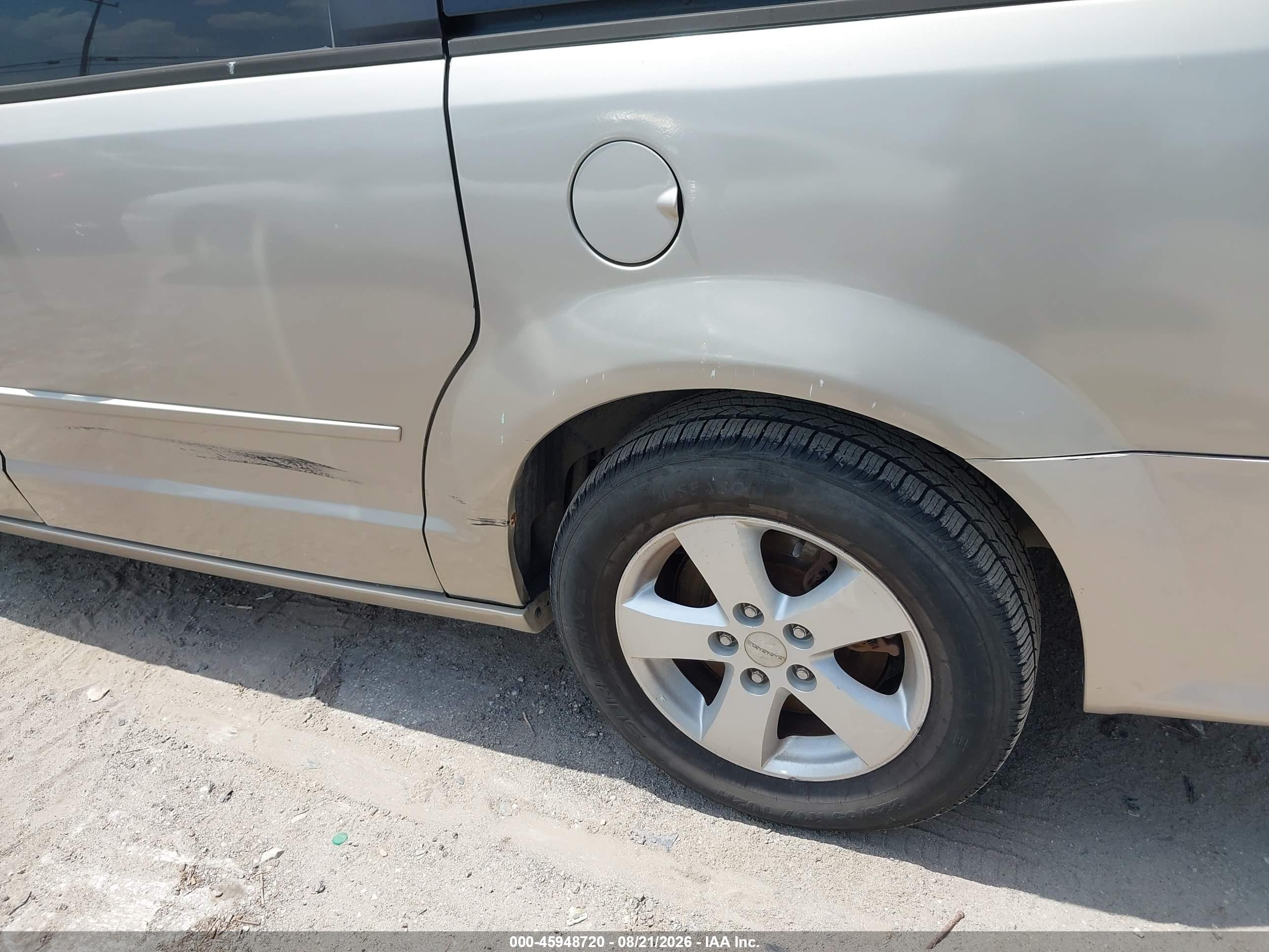 2013 DODGE GRAND CARAVAN SE