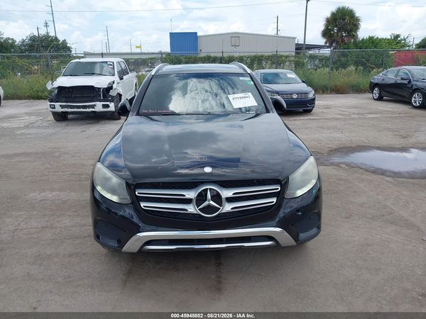 2017 MERCEDES-BENZ GLC 300