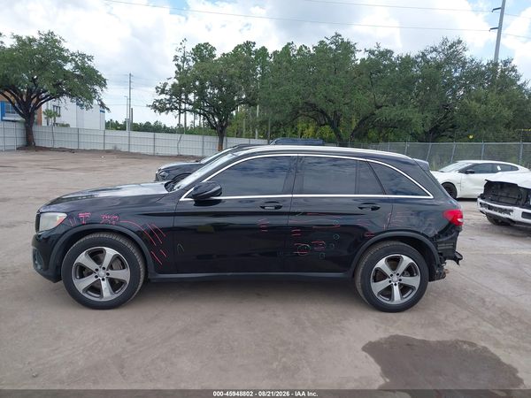 2017 MERCEDES-BENZ GLC 300