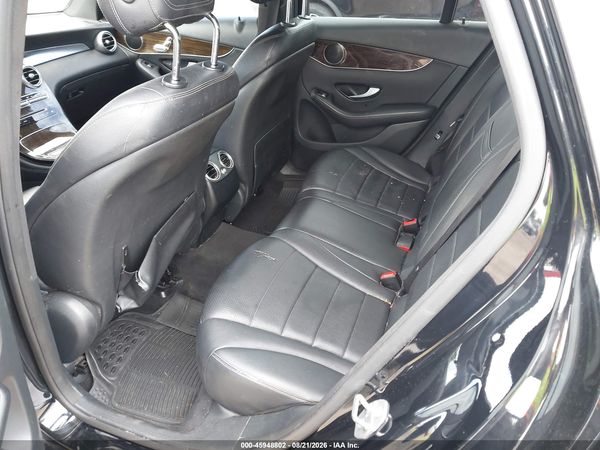 2017 MERCEDES-BENZ GLC 300