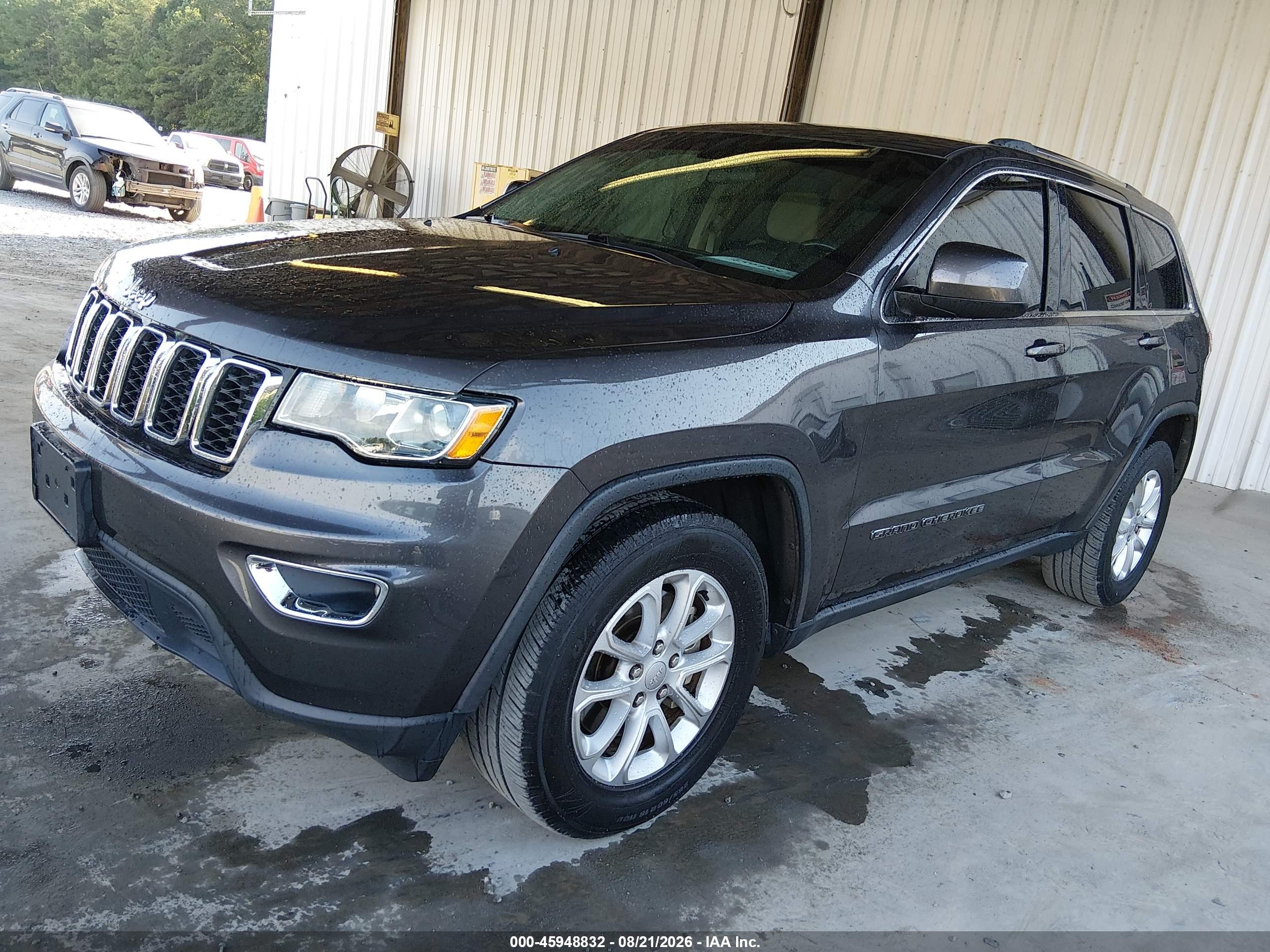 2021 JEEP GRAND CHEROKEE LAREDO E 4X2 — I2