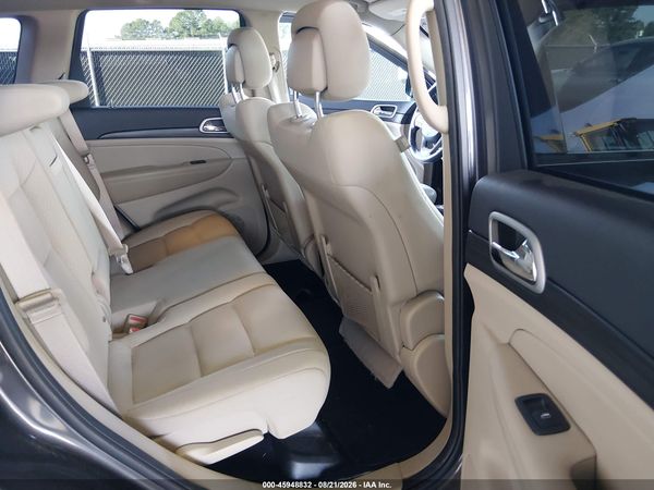 2021 JEEP GRAND CHEROKEE LAREDO E 4X2 — I8