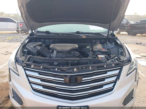 2017 CADILLAC XT5 LUXURY — I10