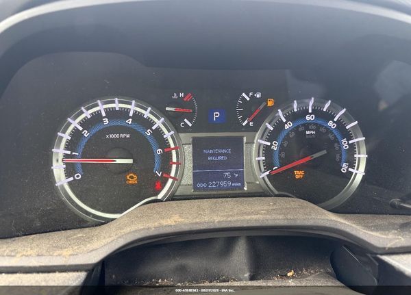 2017 TOYOTA 4RUNNER LIMITED