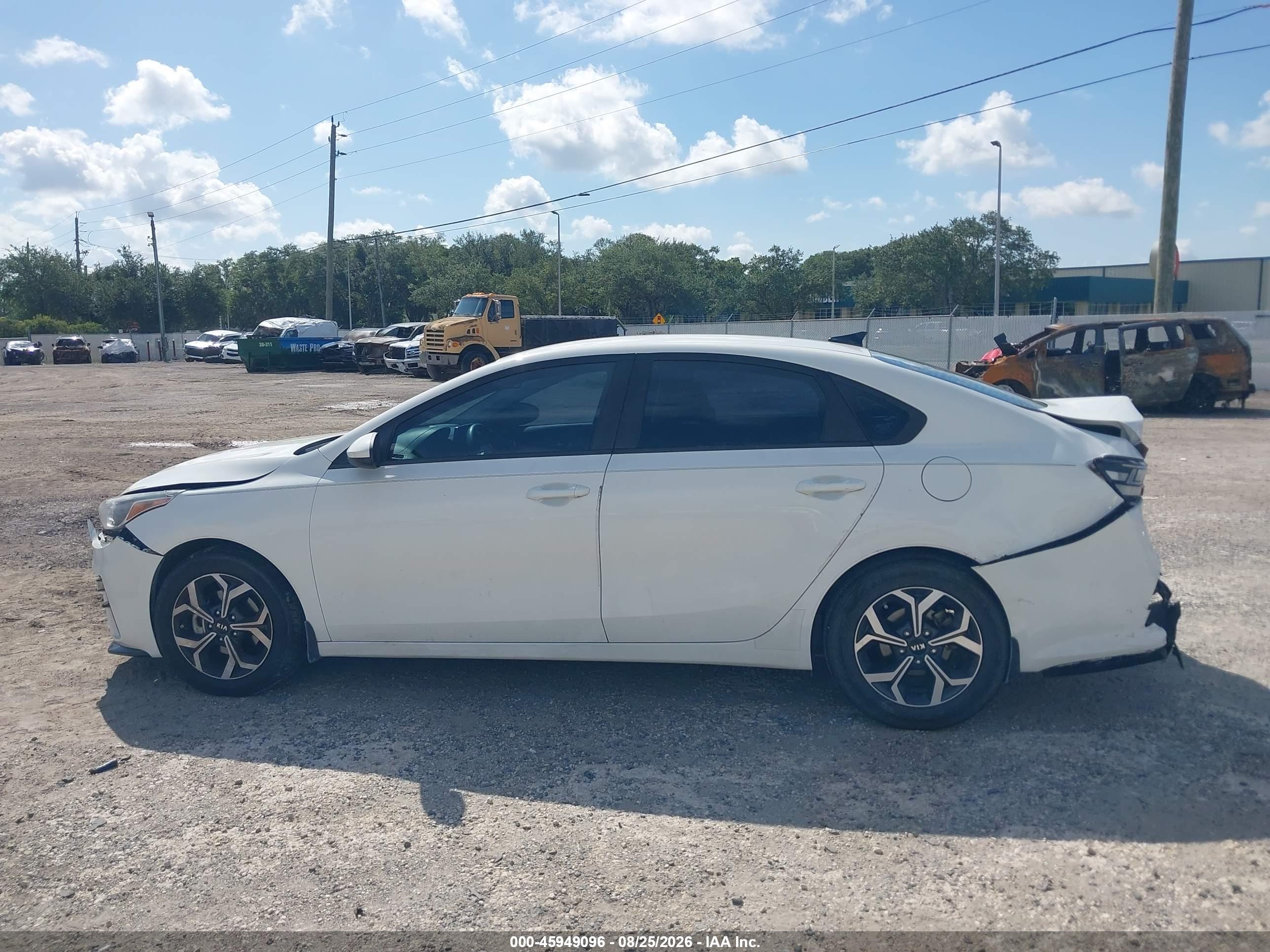 2020 KIA FORTE LXS
