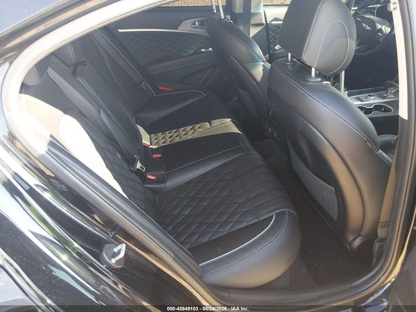 2021 GENESIS G70 2.0T RWD — I8