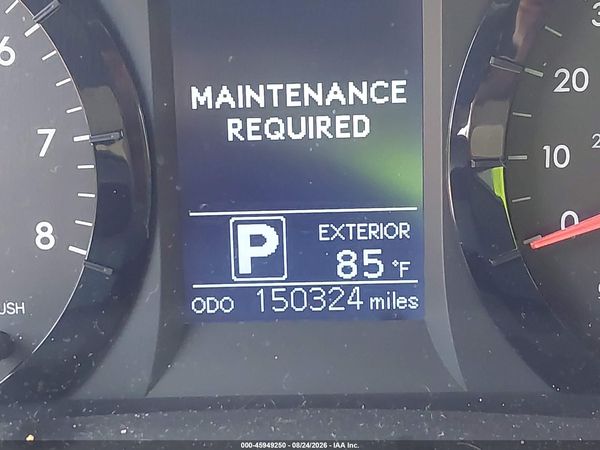 2015 TOYOTA SIENNA LE 8 PASSENGER