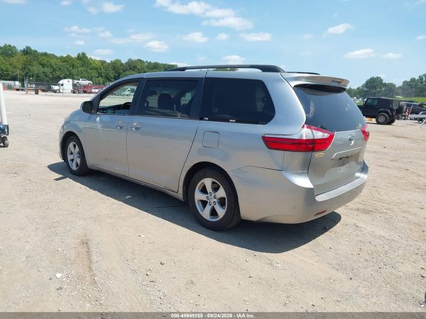 2015 TOYOTA SIENNA LE 8 PASSENGER