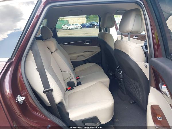 2016 KIA SORENTO 2.4L LX — I8