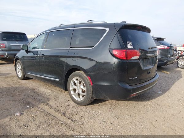 2019 CHRYSLER PACIFICA LIMITED — I3