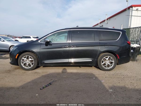 2019 CHRYSLER PACIFICA LIMITED — I117