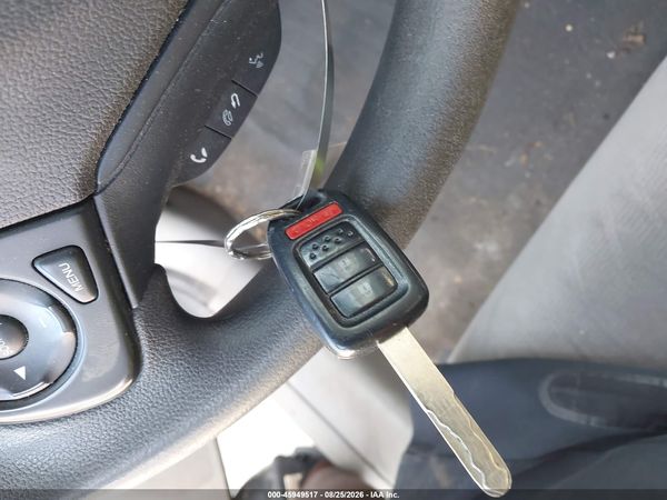 2014 HONDA CR-V LX — I11