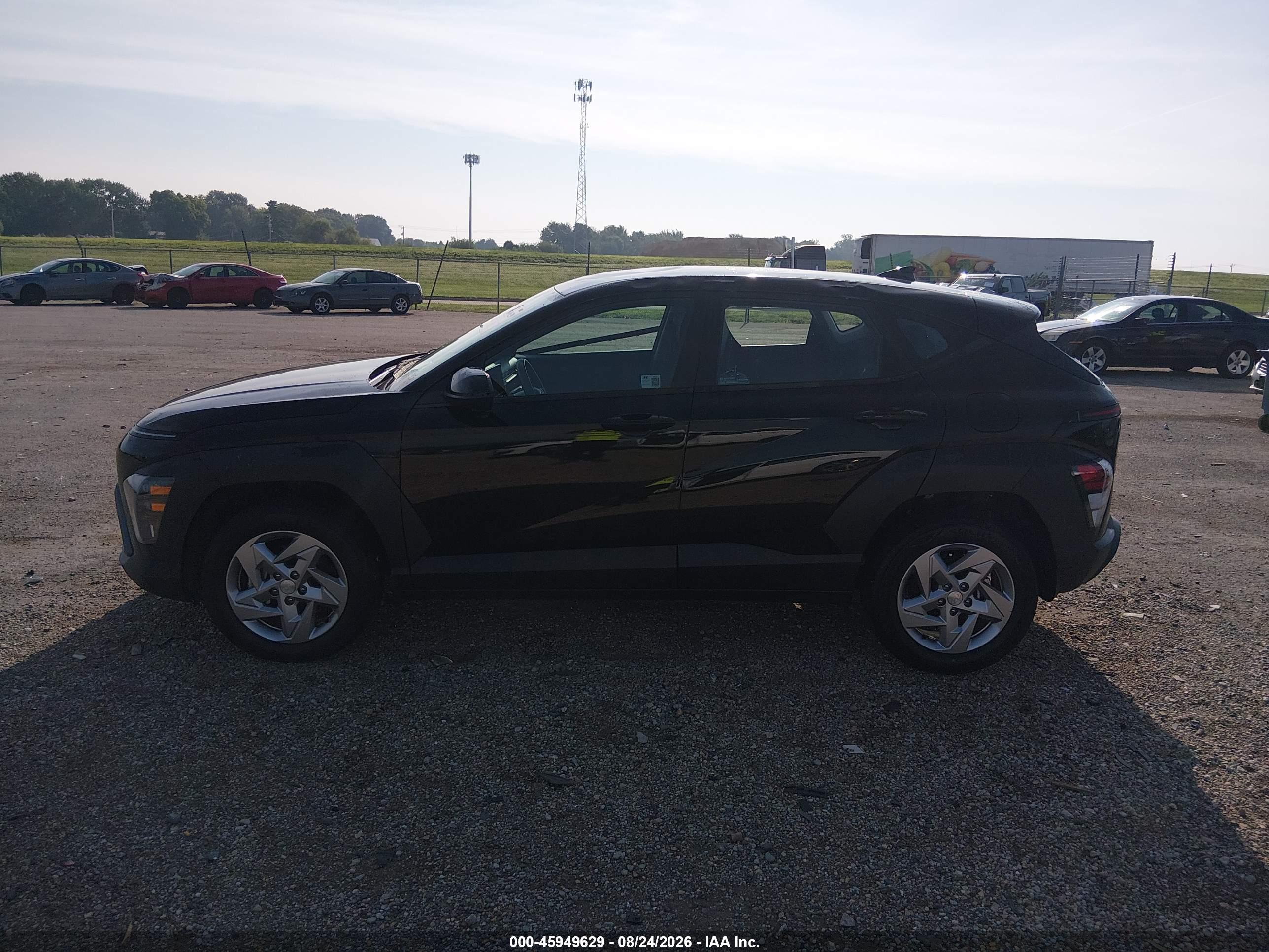 2024 HYUNDAI KONA SE