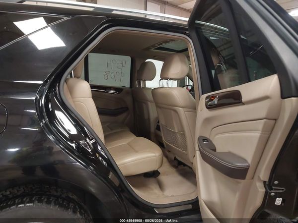 2013 MERCEDES-BENZ ML 350 4MATIC — I8