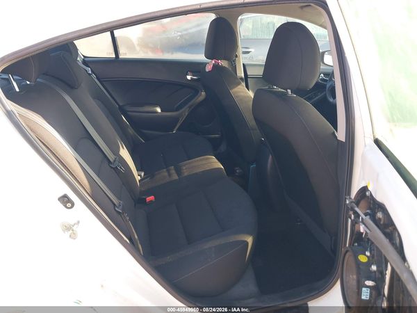 2016 KIA FORTE LX — I8