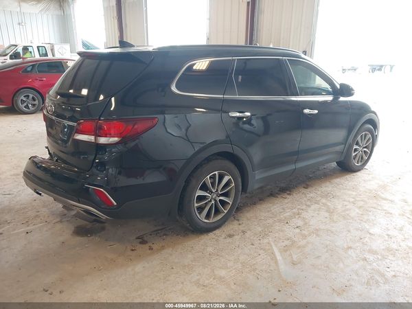 2018 HYUNDAI SANTA FE SE