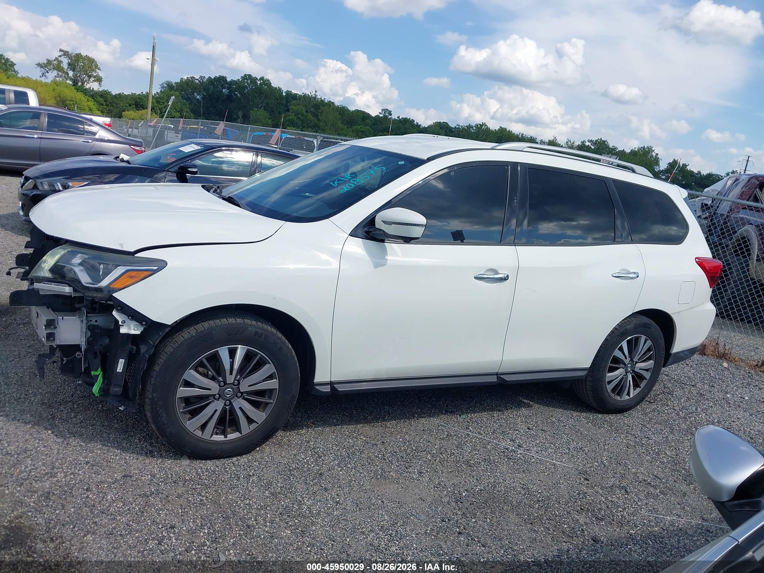 2018 NISSAN PATHFINDER SL