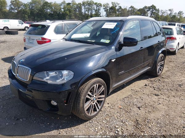 2013 BMW X5 XDRIVE50I