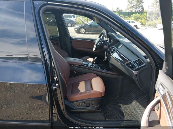2013 BMW X5 XDRIVE50I