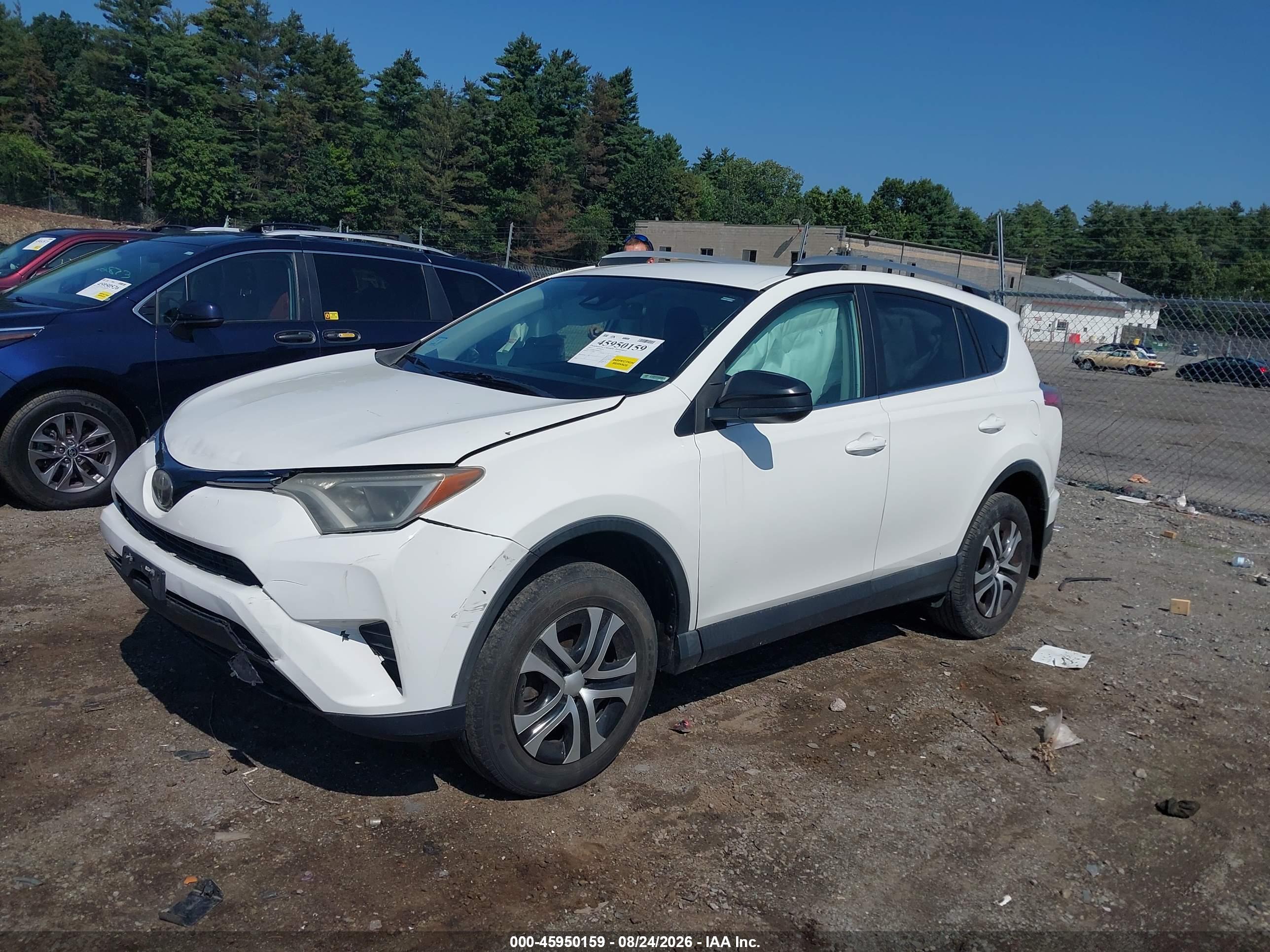 2017 TOYOTA RAV4 LE — I2