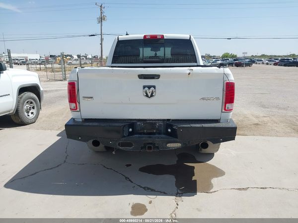 2017 RAM 1500 LARAMIE  4X4 5'7 BOX