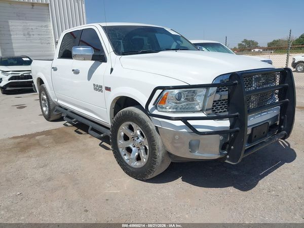 2017 RAM 1500 LARAMIE  4X4 5'7 BOX