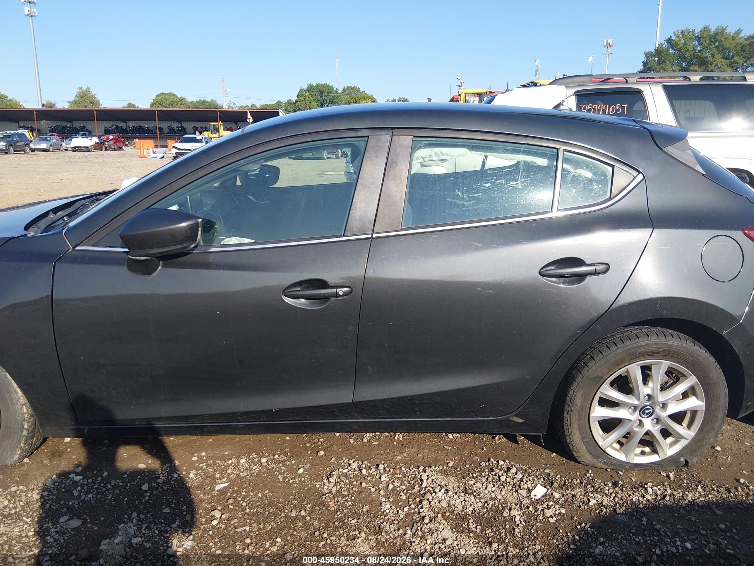 2016 MAZDA MAZDA3 I SPORT