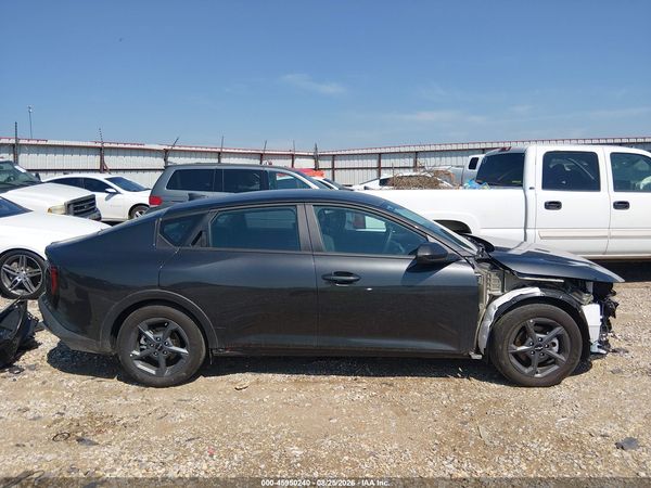 2026 KIA K4 LXS