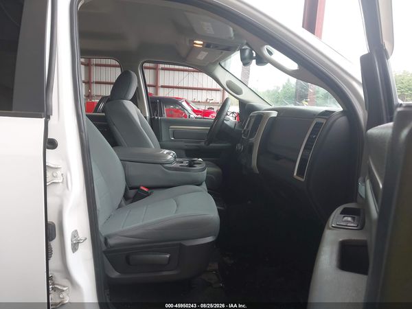 2017 RAM 1500 SLT