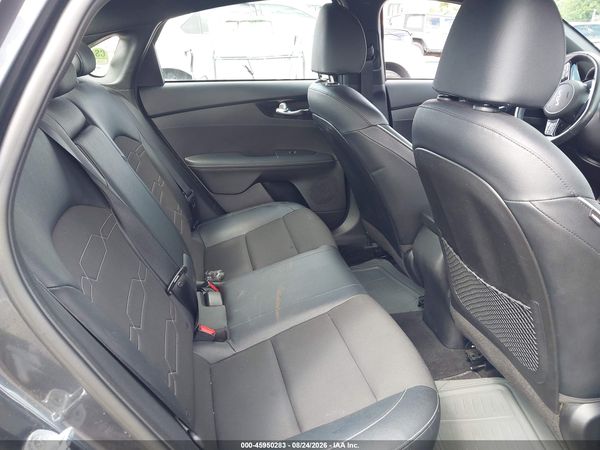 2023 KIA FORTE GT-LINE — I8