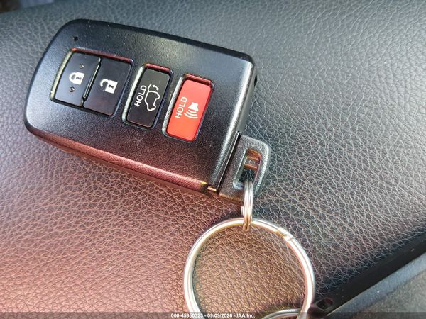 2018 TOYOTA RAV4 LIMITED — I11
