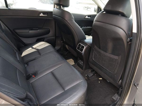 2017 KIA SPORTAGE EX — I8
